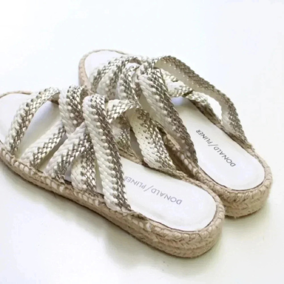 Donald Pliner sandals - Picture 4 of 11